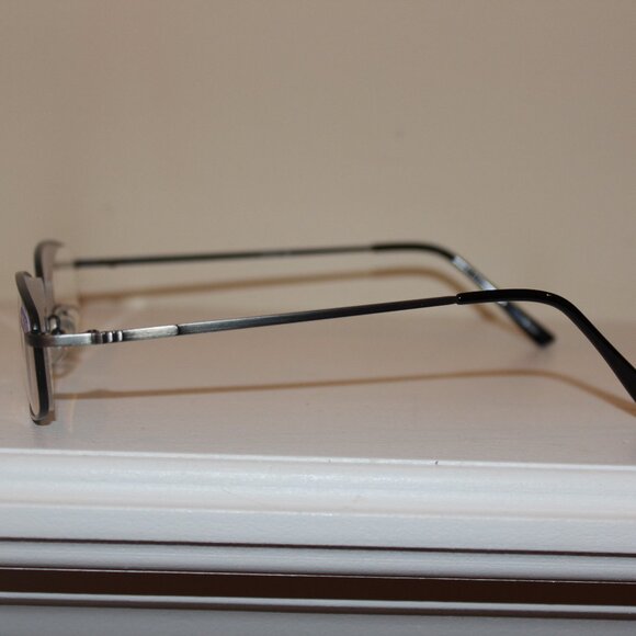 Hilco Reading Glasses +4.00 (VR105) - Picture 2 of 6